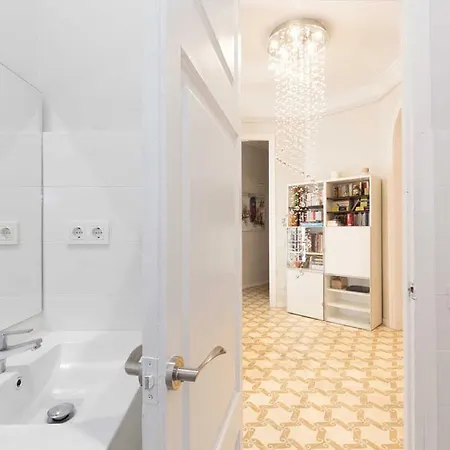 Homestay Design Guestroom - - Arc De Triomf